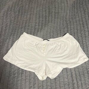 Brandy Melville White Boxer shorts